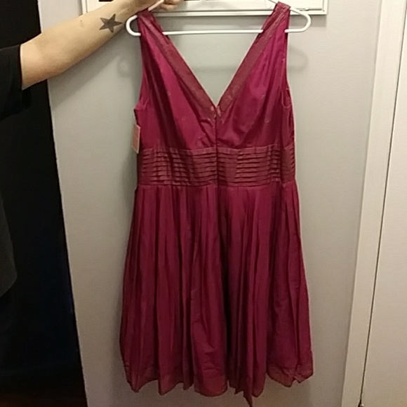 Isaac Mizrahi Dress - Picture 2 of 4